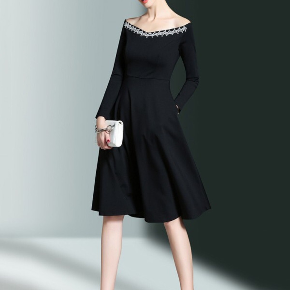 Black off the shoulder lace detail midi dress